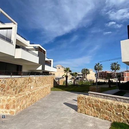 Beautiful New South Facing Bungalow With Large Terrace Dehesa de Campoamor  Exteriör bild