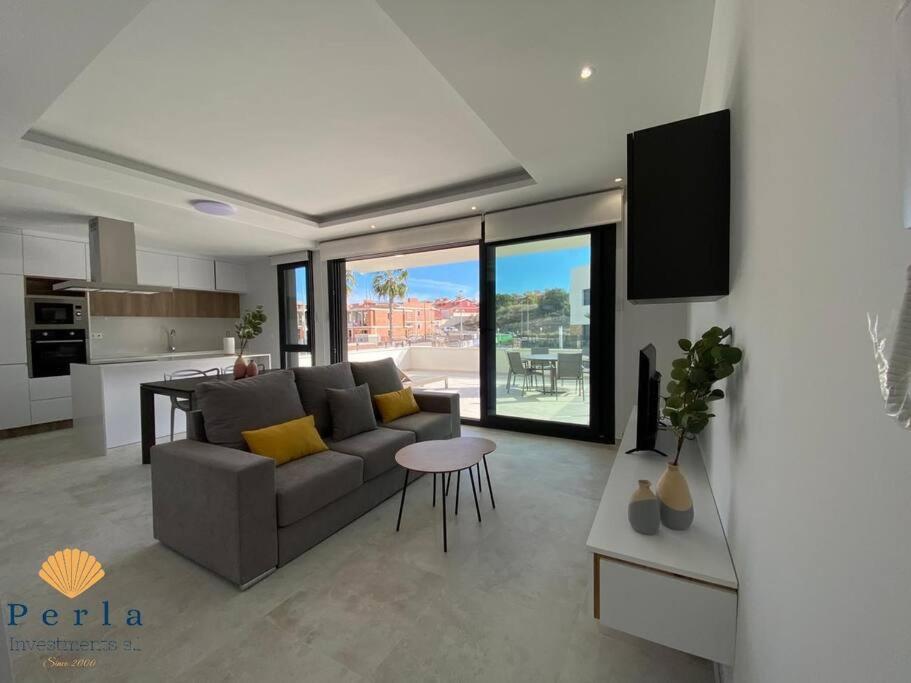 Beautiful New South Facing Bungalow With Large Terrace Dehesa de Campoamor  Exteriör bild